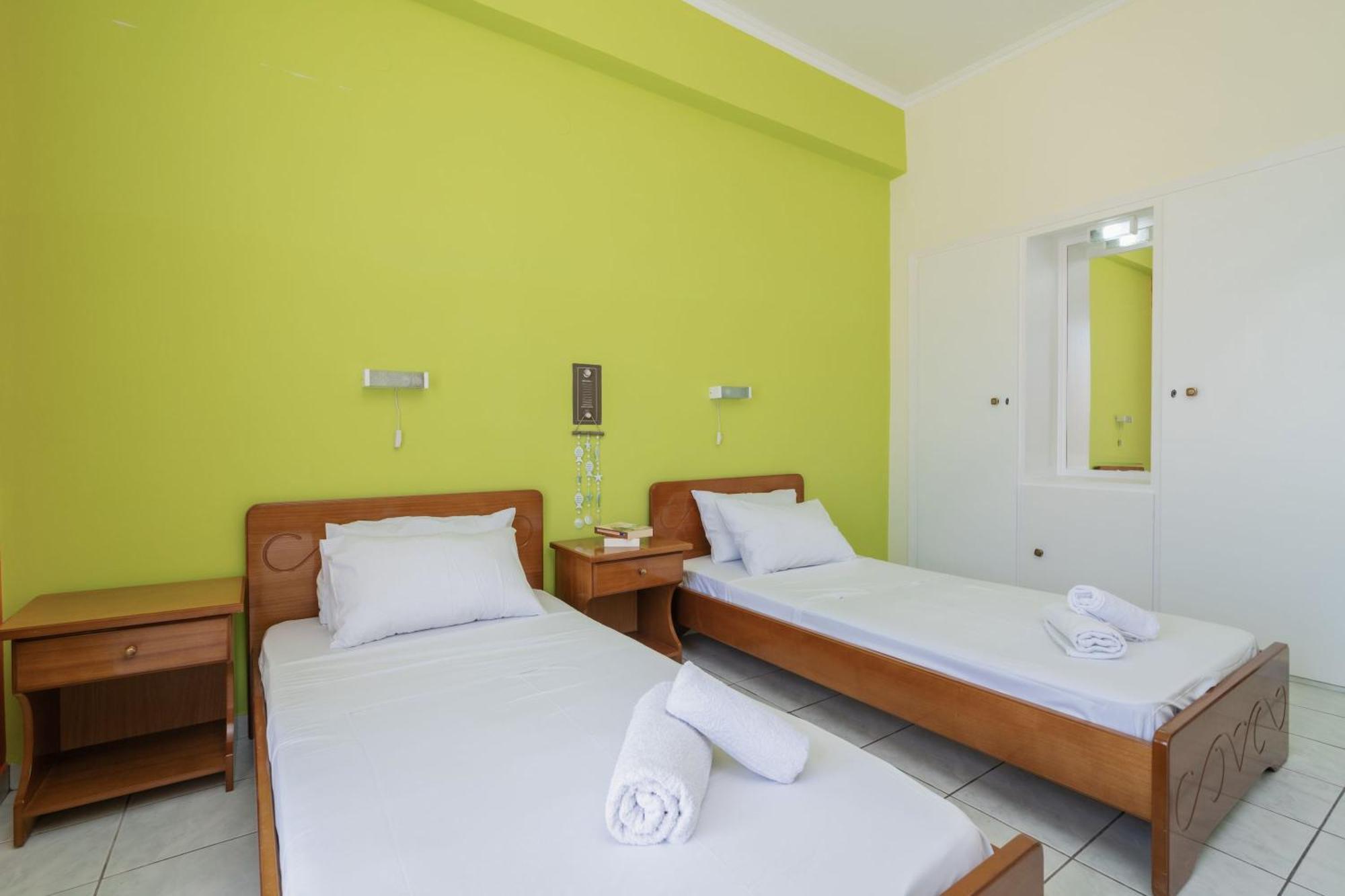 Sunbliss Studios & Apartments Alykes  Bilik gambar