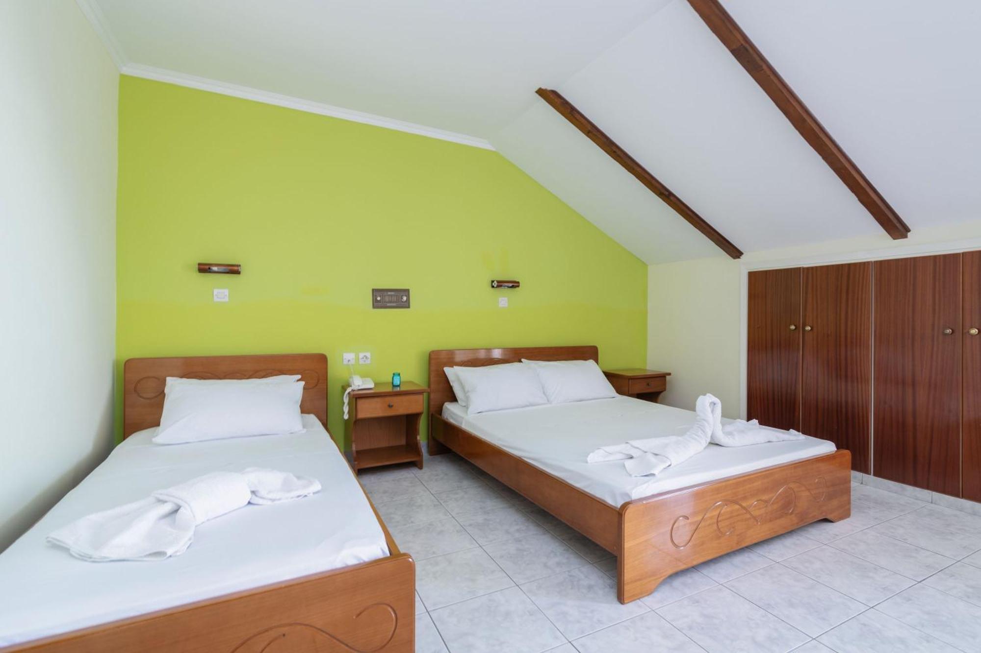 Sunbliss Studios & Apartments Alykes  Bilik gambar